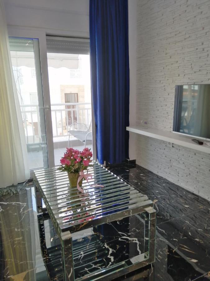 Totani Lux Apartment Peraia  Exterior photo