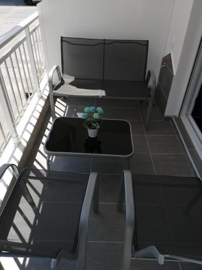 Totani Lux Apartment Peraia  Exterior photo