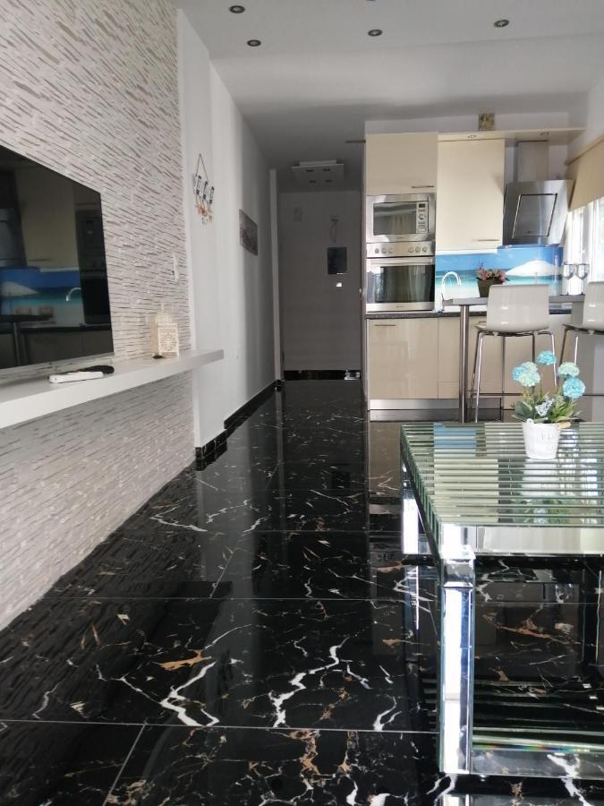Totani Lux Apartment Peraia  Exterior photo